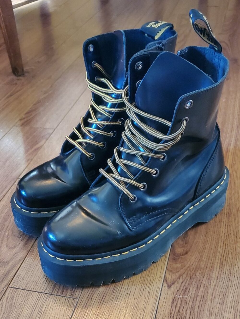 Dr. Martens Jadon Platform Boots- Size US W 8 / M 7